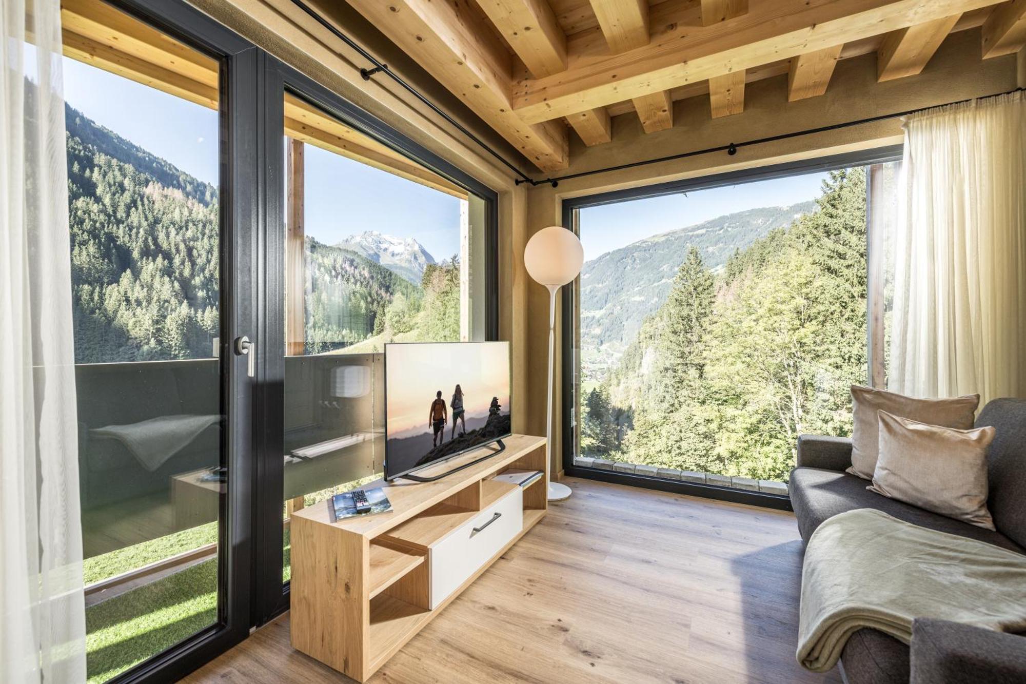 Natur Zeit - Alpine Garden Apartments Mayrhofen Ngoại thất bức ảnh